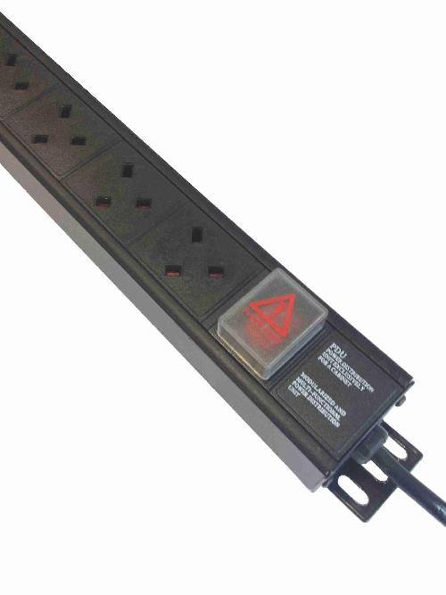Basic 12-Way Vertical PDU, Input=3meter UK3pin Plug (BS1363), Output=12x UK3pin (BS1363)